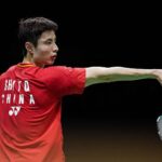 Shi Yuqi suffers his second consecutive first-round exit in back-to-back tournaments. (Photo: AFP)