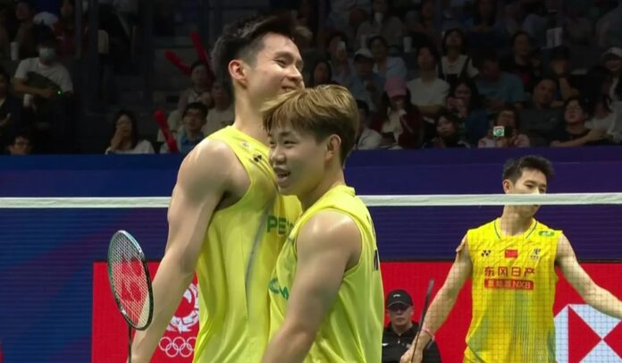 Soh Wooi Yik and Aaron Tai reached the quarterfinals of the 2026 China Masters in Shenzhen, China. (Photo: AFP)