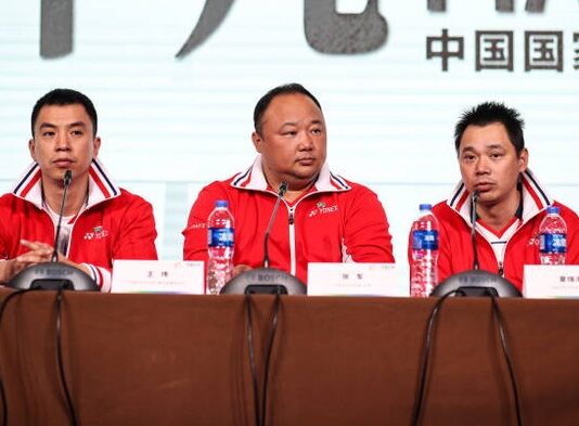 Wang Wei (left), Zhang Jun (center), and Xia Xuanze (right), three former top officials of the Chinese Badminton Association, are currently under serious investigation, a shocking development for badminton fans across China. (Photo: AFP)