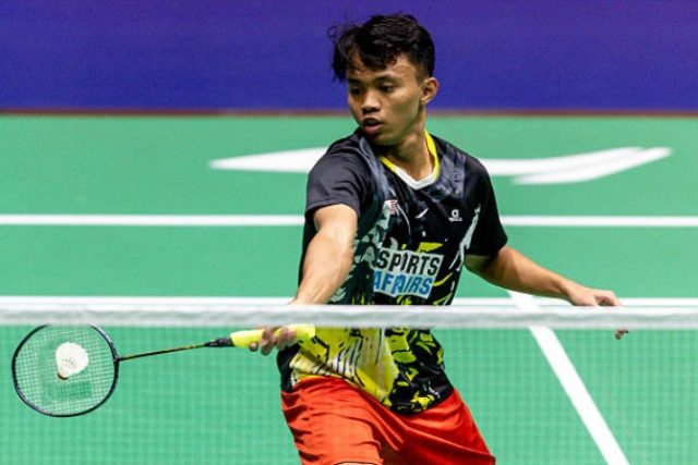 Malaysia’s Aidil Sholeh reached the 2026 Vietnam Open men’s singles final after defeating Japan’s Minoru Koga 14-21, 21-15, 21-17 in Ho Chi Minh City. (Photo: AFP)