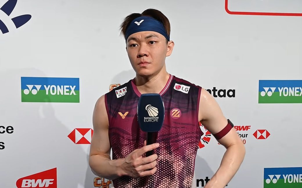 Malaysia’s Lee Zii Jia defeats world No. 2 Christo Popov 21-11, 21-16 to reach the 2026 Arctic Open semifinals, while Aaron Tai and Yap Roy King also advanced in men’s doubles. (Photo: Badminton Europe)