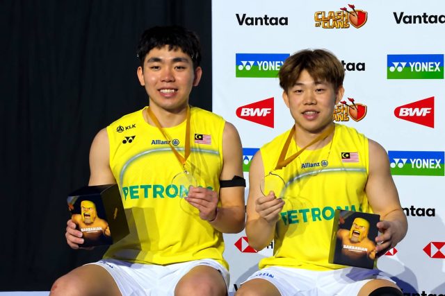 Yap Roy King and Aaron Tai celebrate their 2026 Arctic Open men’s doubles title after winning their first BWF World Tour tournament together. (Photo: BWF)