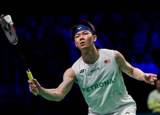 Malaysia’s Lee Zii Jia turns his attention back to badminton amid an ongoing family court case as he prepares for a possible return at the 2026 HYLO Open. (Photo: AFP)