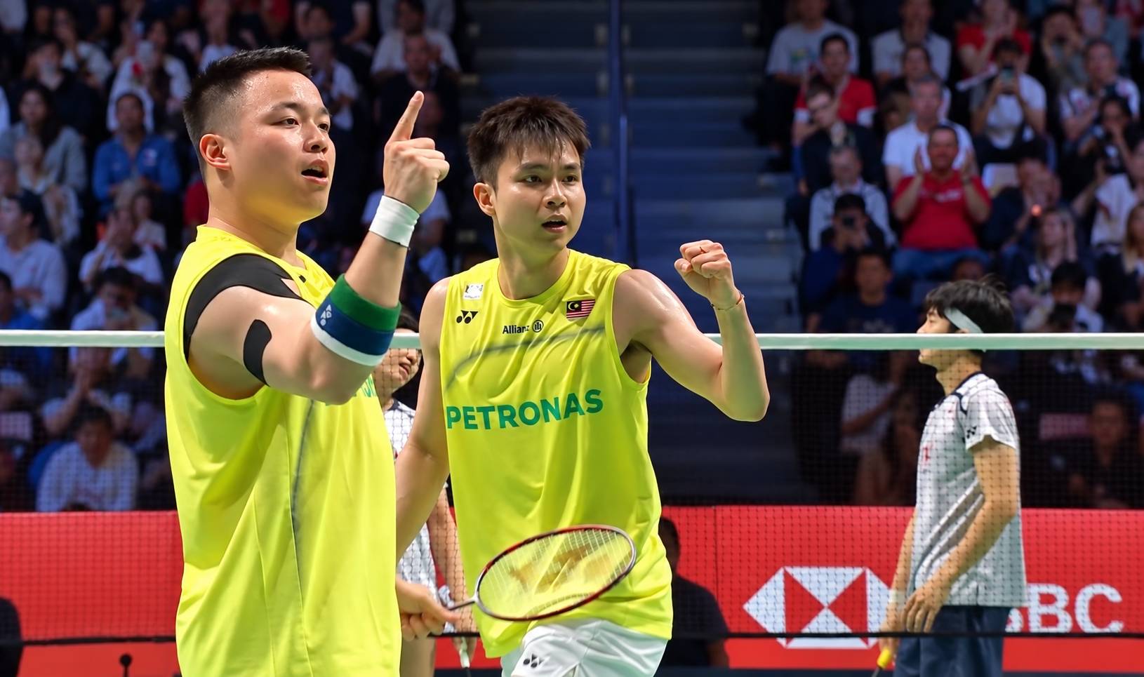 Malaysia’s Aaron Chia and Soh Wooi Yik defeat top seeds Kim Won Ho and Seo Seung Jae 21-14, 21-18 to reach the 2026 Denmark Open men’s doubles final. (Photo: BWF)