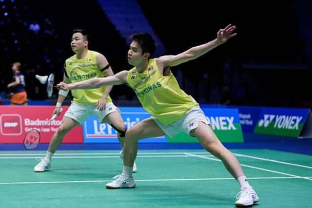 Aaron Chia and Soh Wooi Yik setting up a 2026 French Open men's doubles quarterfinal against compatriots Man Wei Chong/Tee Kau Wun. (Photo: AFP)