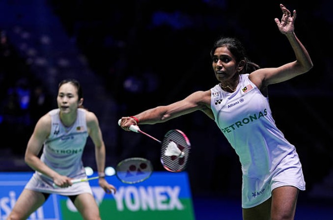 Malaysia's Pearly Tan and Thinaah Muralitharan advance to the 2026 French Open women's doubles final after defeating Japan's Rin Iwanaga and Kie Nakanishi 21-17, 22-20 in the semifinals. (Photo: AFP)