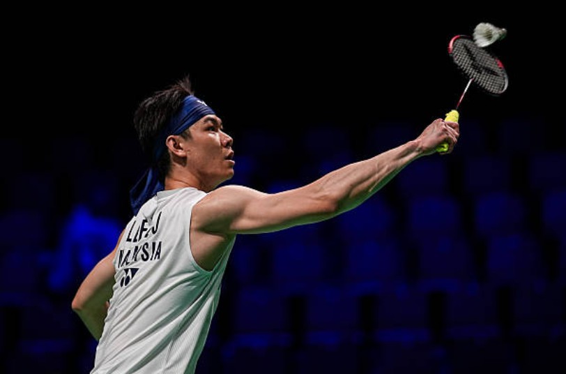 Malaysia's Lee Zii Jia advances to the second round of the 2026 HYLO Open in Saarbrücken, Germany, after overcoming illness to defeat Singapore's Jason Teh Jia Heng 21-16, 19-21, 21-17 in 59 minutes. (Photo: AFP)