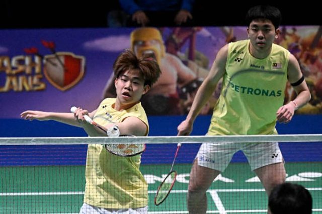 Malaysia's Aaron Tai and Yap Roy King advance to the 2026 HYLO Open men's doubles semifinals after defeating Chinese Taipei's Chiu Hsiang Chieh and Wang Chi-Lin 21-16, 21-17 in Saarbrücken, Germany. (Photo: AFP)